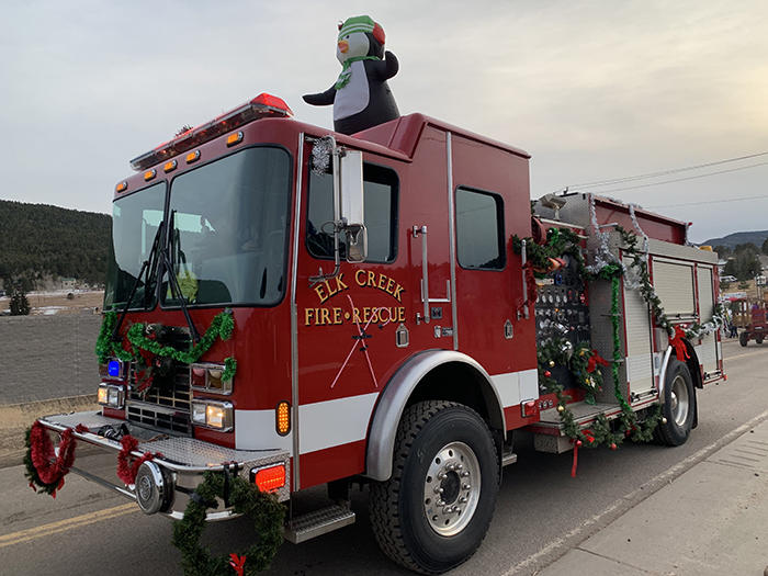 Elk Creek Fire Engine in 2022 Christmas Parade